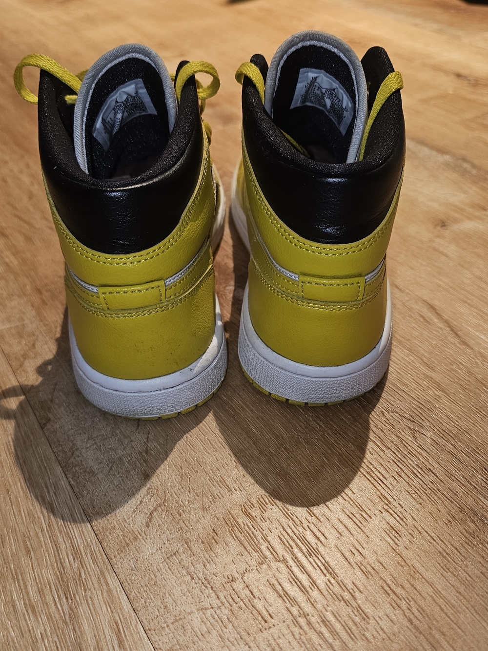 Jordan Mid Top Sneakers in Yellow and White - Picture 4 of 7